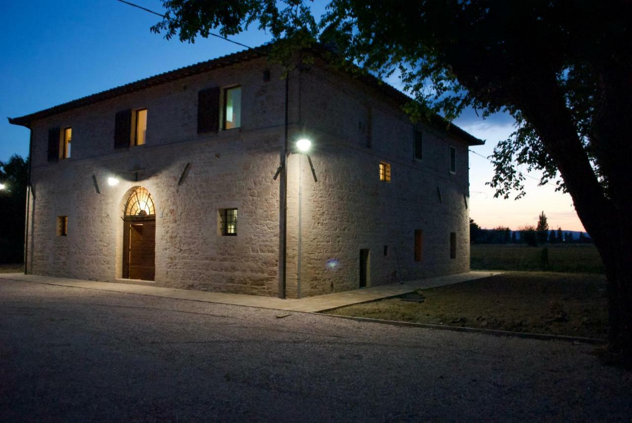 Villa Licinia Foligno Extérieur photo