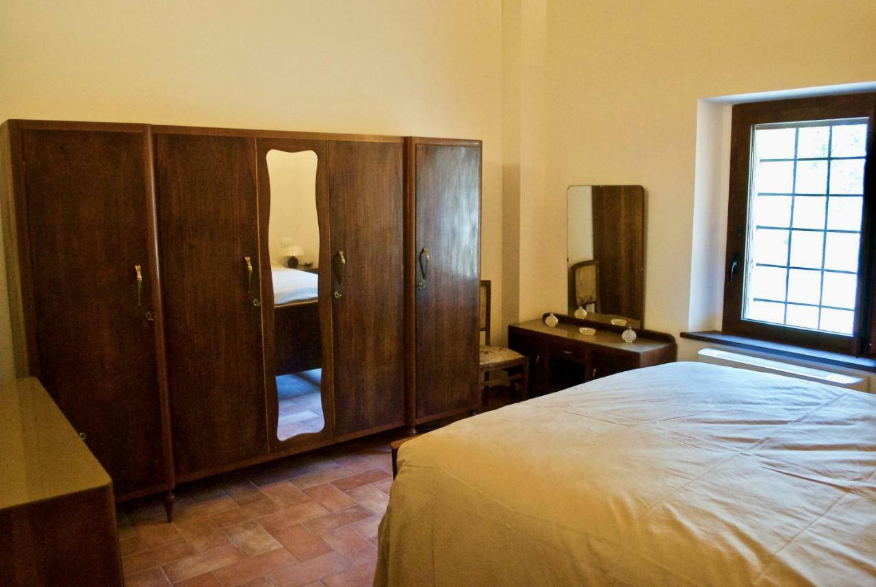Villa Licinia Foligno Extérieur photo