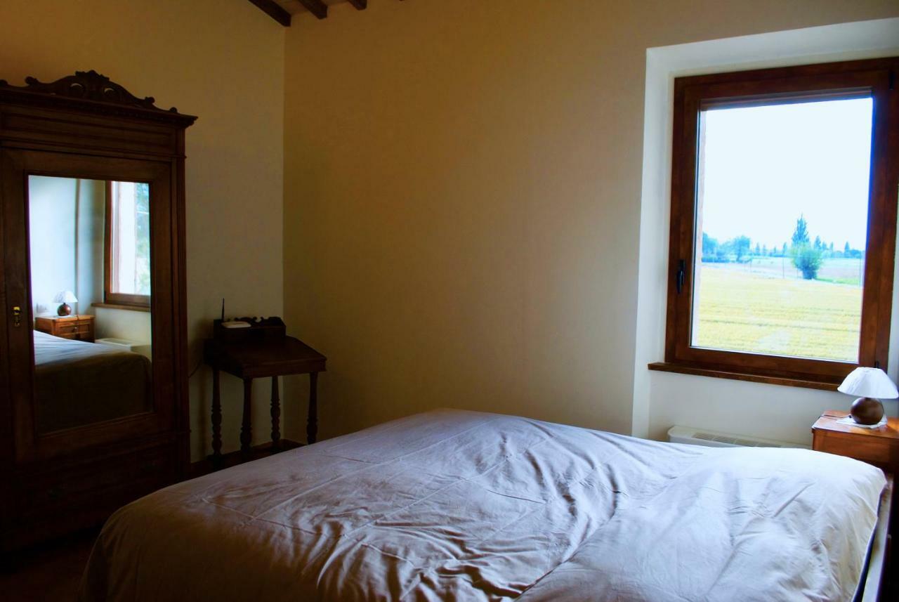 Villa Licinia Foligno Extérieur photo