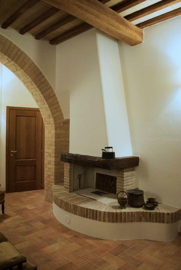 Villa Licinia Foligno Extérieur photo
