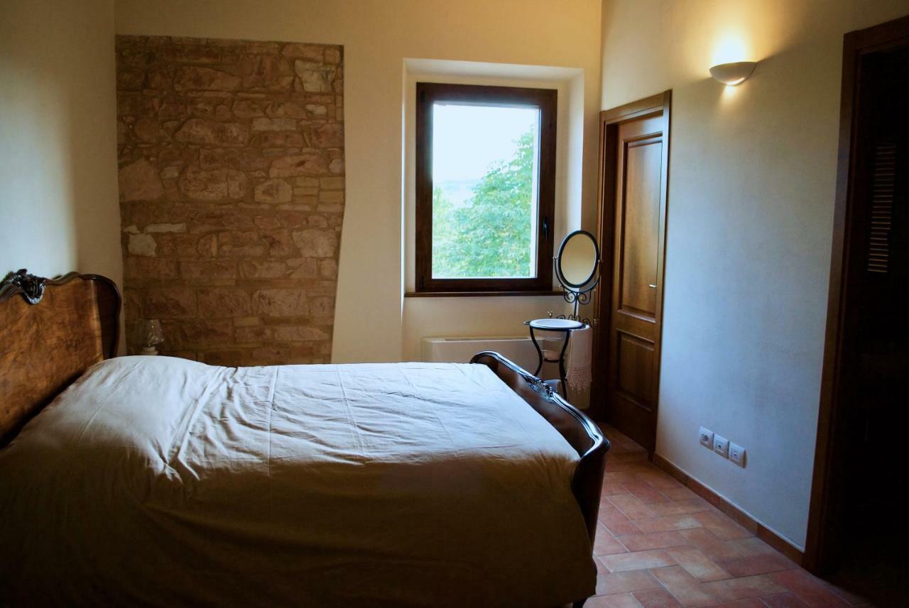 Villa Licinia Foligno Extérieur photo