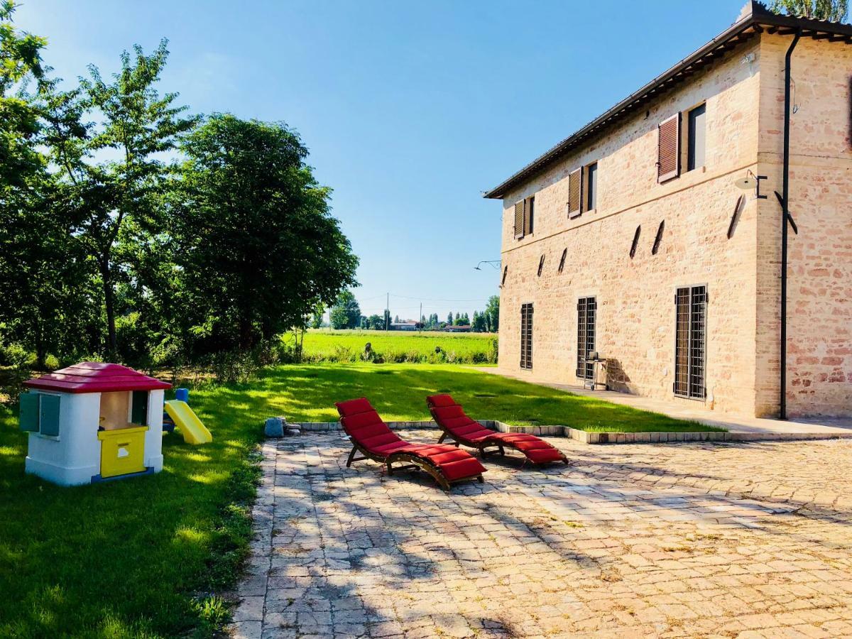 Villa Licinia Foligno Extérieur photo