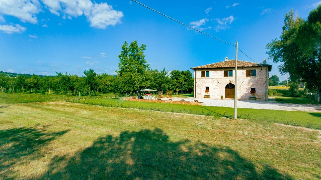 Villa Licinia Foligno Extérieur photo